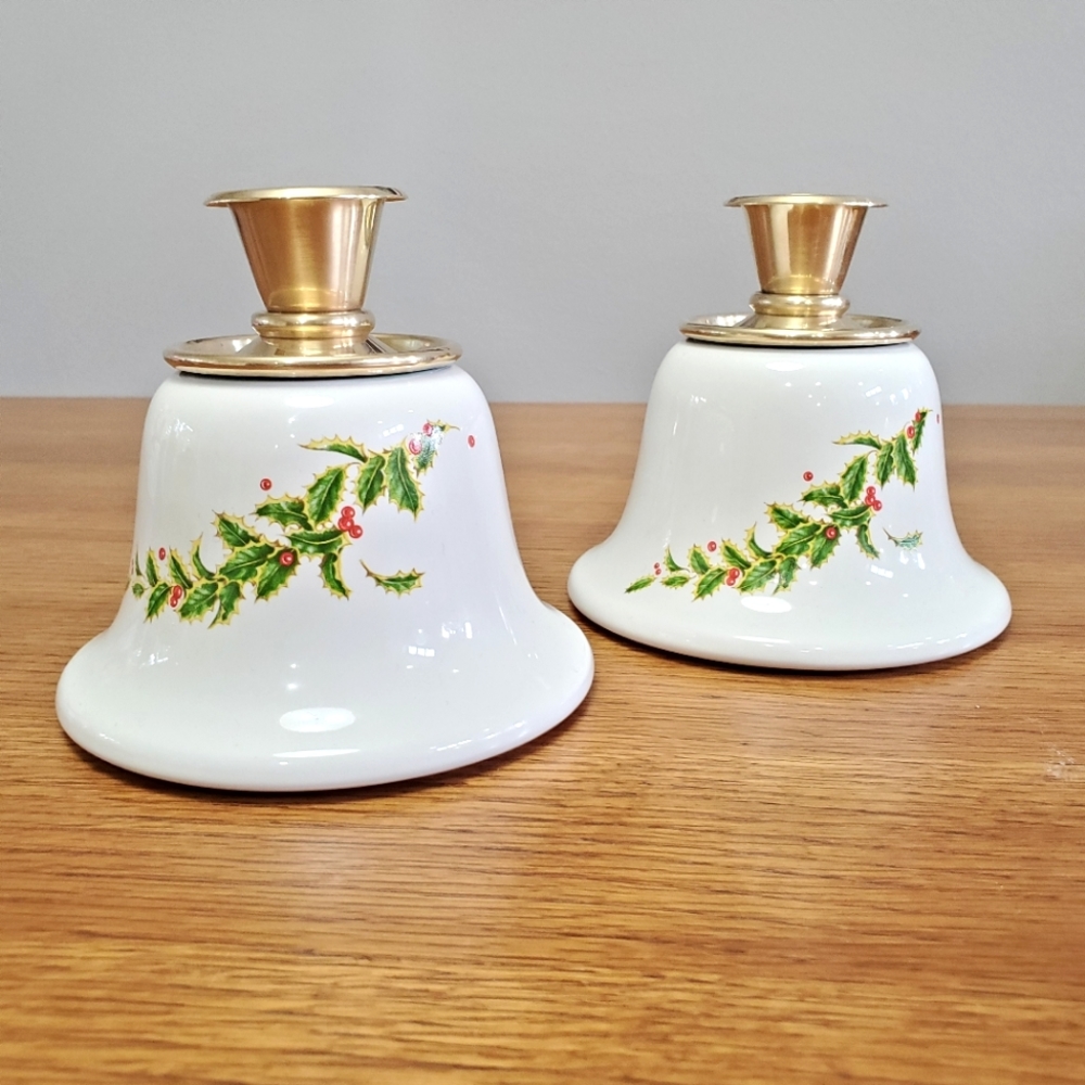 🎄 Vintage Teleflora Pair of Ceramic and Brass Holly Candlestick Holders